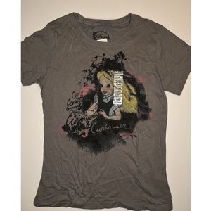 Vtg Disney Couture Alive in Wonderland "Curiouser" Shirt NWT Size Juniors XXL